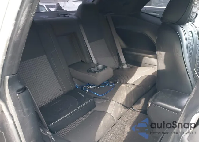 2C3CDZAG4KH733480: 43288153