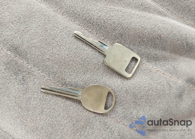 3GCCW80Z2GS914083: 43288247