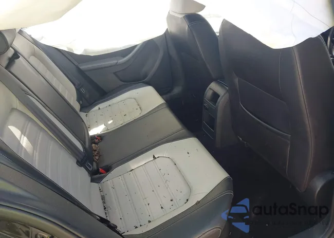 3VWD17AJ2FM415600: 43288300