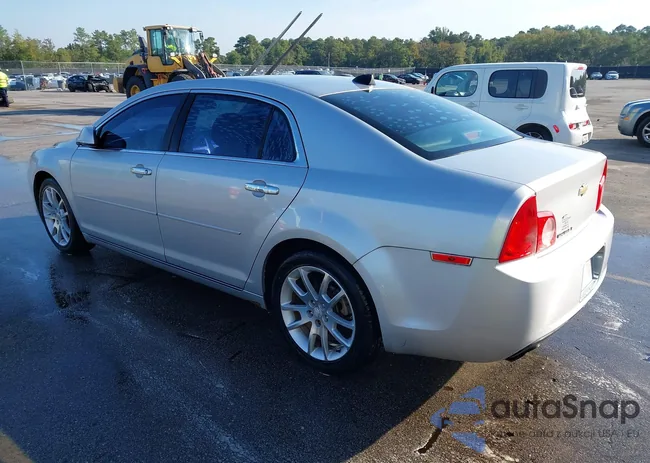 1G1ZC5EU8CF348064: 43288333