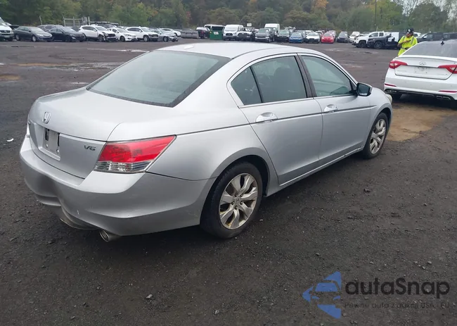 1HGCP368X8A080308: 43288346