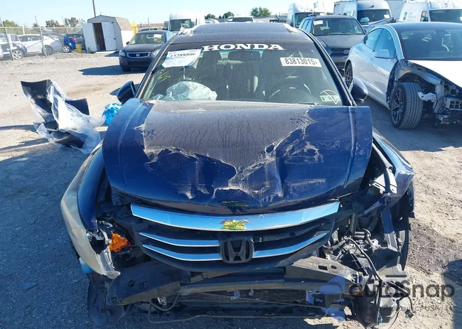 1HGCP3F85CA017688: 43288806