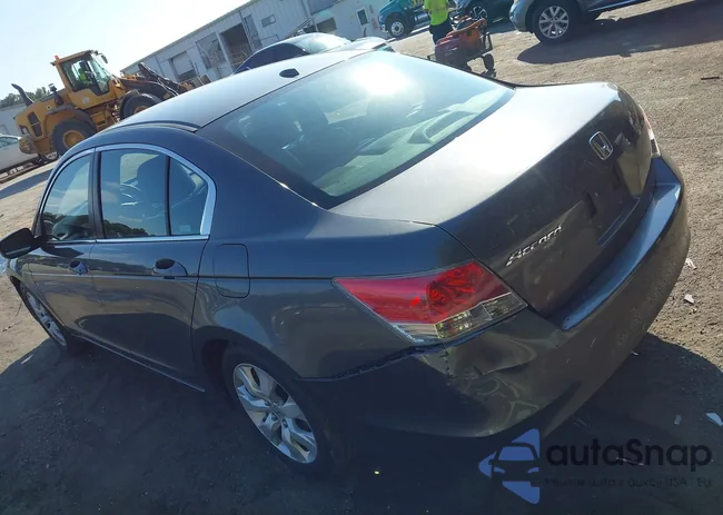 1HGCP26838A076384: 43288808