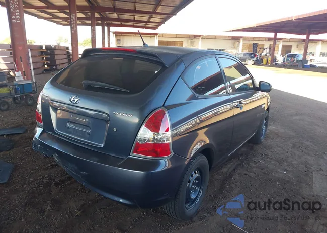 KMHCM3AC0AU162020: 43288911