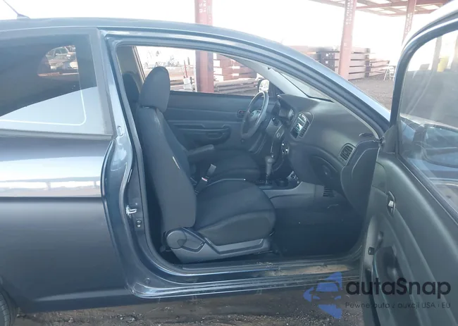 KMHCM3AC0AU162020: 43288911