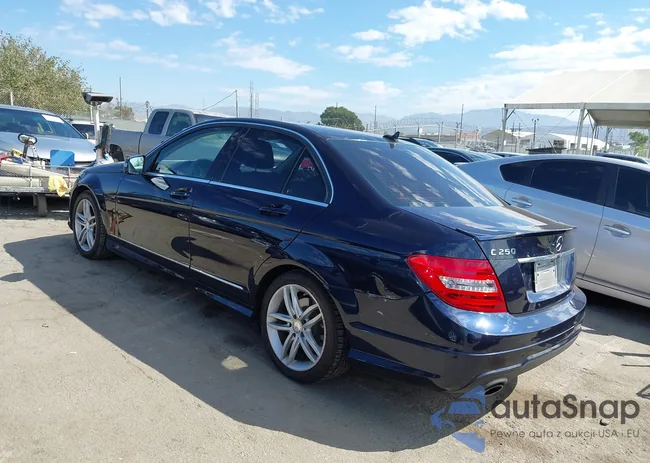 WDDGF4HB0DR298700: 43288934