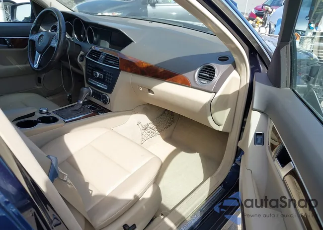 WDDGF4HB0DR298700: 43288934