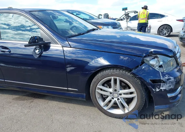 WDDGF4HB0DR298700: 43288934