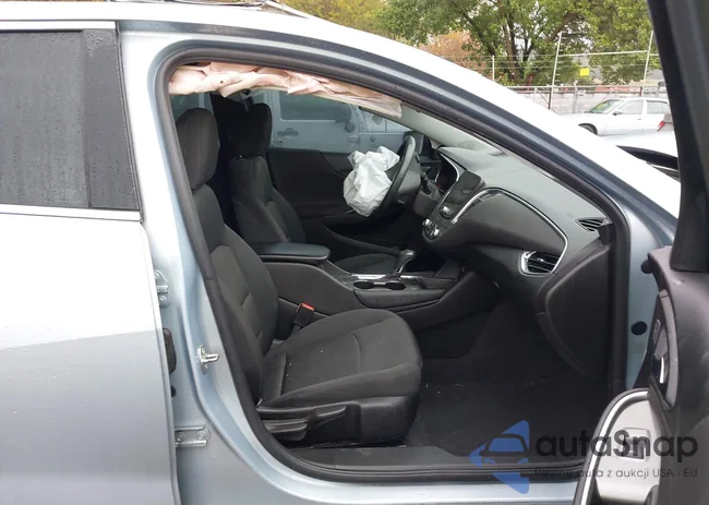 1G1ZE5ST7HF134230: 43288951