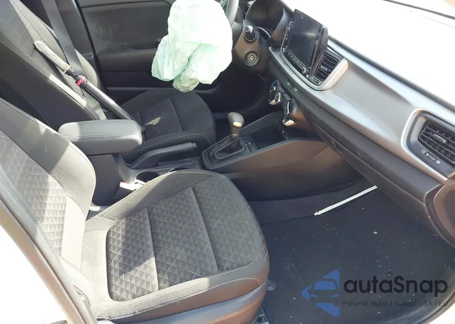 3KPA24AD3ME387874: 43289072