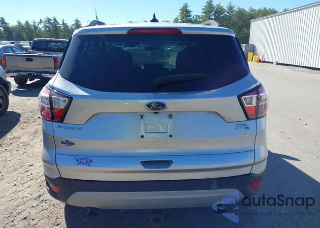 1FMCU9HD9JUB33519: 43289282