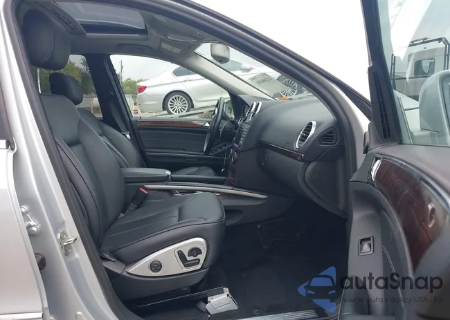 4JGBF7BE7CA763927: 43288408