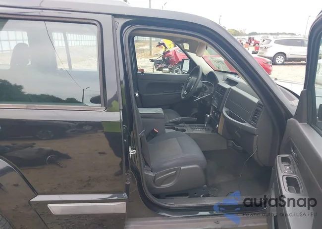 1C4PJLAK7CW121980: 43288543