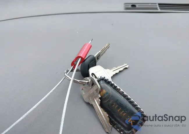 2G4WS52M1X1410771: 43288546