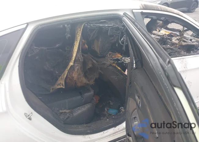 2G1145S31H9166647: 43288547