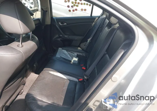 JH4CU2E67AC016530: 43288660