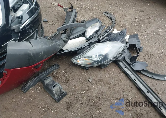 JM3TB2CA8E0433703: 43288682