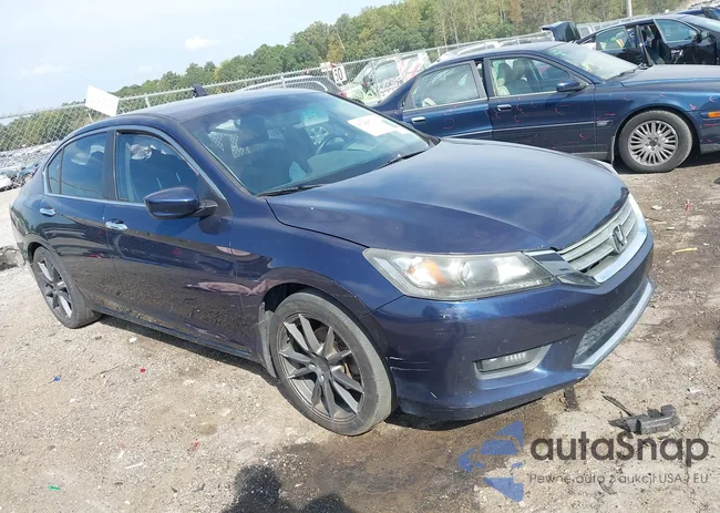 1HGCR2F51EA052144: 43288703