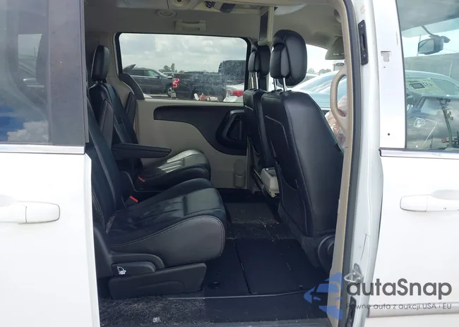 2C4RC1BG3ER443318: 43289795