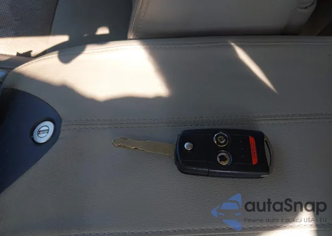 5J8TB18229A001680: 43289818