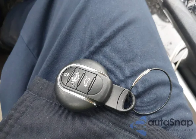 WMWLN9C57G2E16135: 43289893