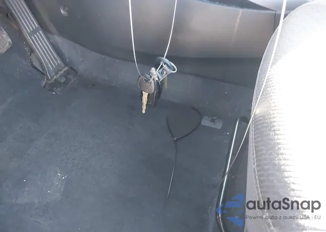 KMHDH6AEXDU010410: 43289921