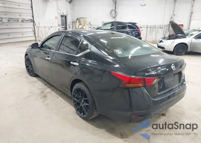 1N4BL4DV4MN338917: 43289982