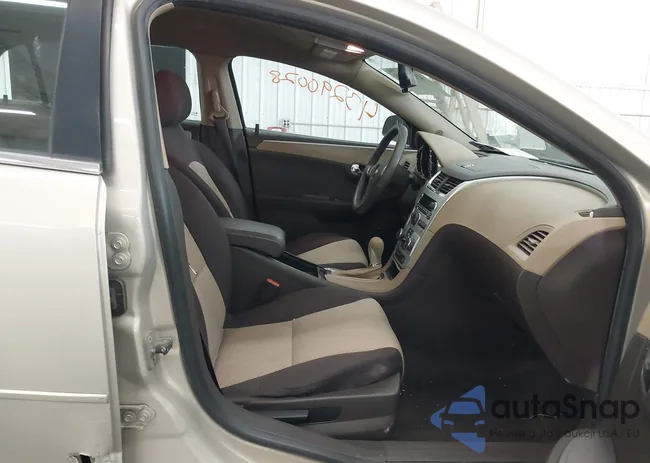 1G1ZB5EB3AF117524: 43290028