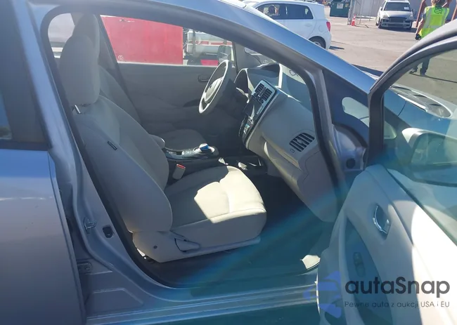 JN1AZ0CPXBT005004: 43290114