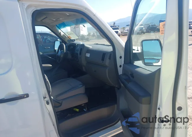 1N6BF0LYXGN806205: 43290388