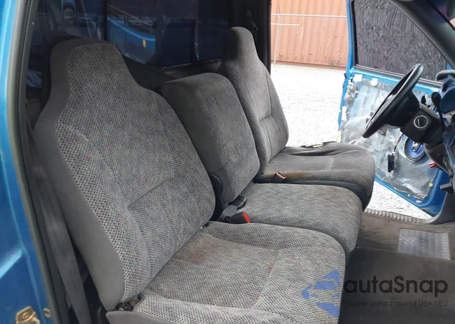 3B7HC16Z6XM545004: 43290794