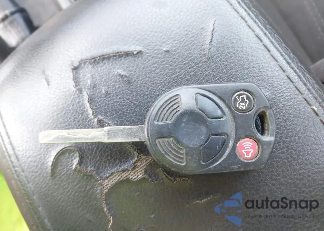 1FADP3F22JL262194: 43290797