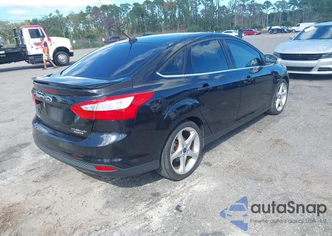 1FADP3J20DL295996: 43290832