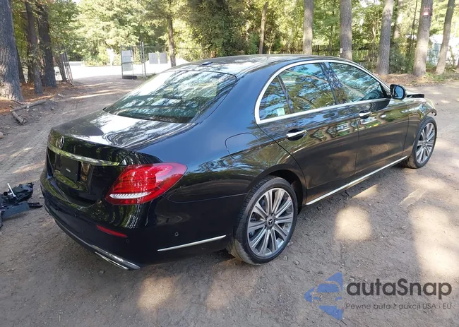 WDDZF4JB3JA459084: 43290840