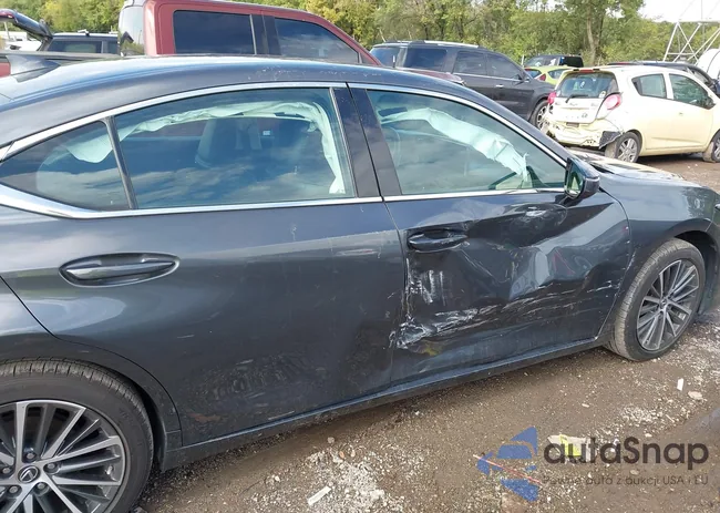 58ADZ1B19RU181810: 43291334