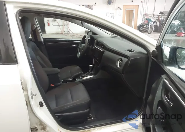 2T1BURHE2JC989833: 43291347