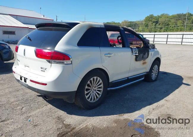 2LMDJ8JK7DBL38058: 43291351