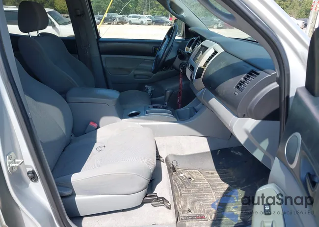 3TMLU42N98M015932: 43290542