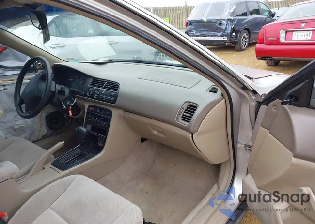 1HGCD5689VA186779: 43290626