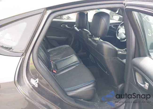 1C3CCCBGXFN527981: 43291838