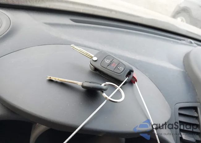 KNDJT2A5XD7497024: 43291917