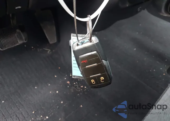 3C6UR5DL8KG519005: 43292076