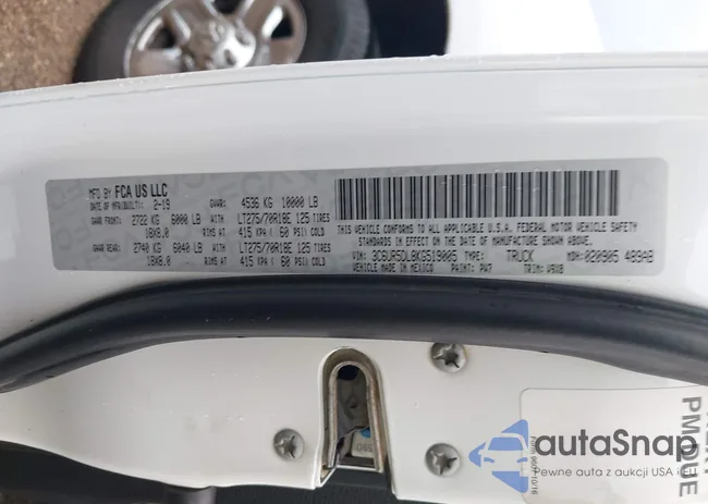 3C6UR5DL8KG519005: 43292076