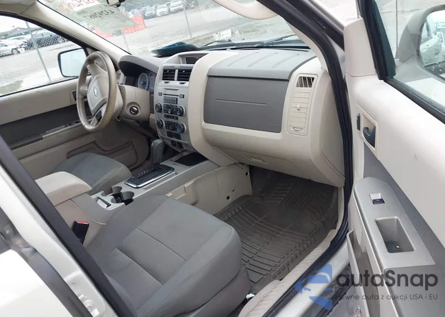 1FMCU93G79KB63014: 43292087