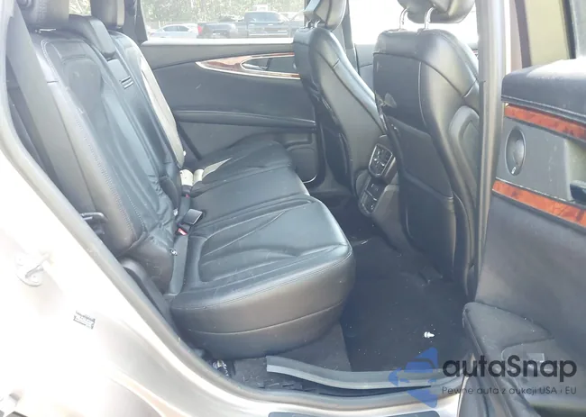 2LMPJ8LP3KBL27996: 43292106