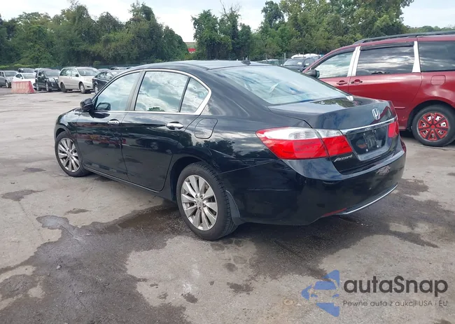 1HGCR2F85FA102958: 43292113