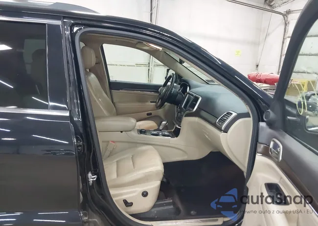 1C4RJFBG8HC963935: 43292296