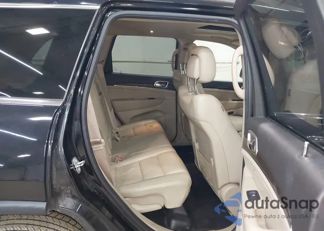 1C4RJFBG8HC963935: 43292296