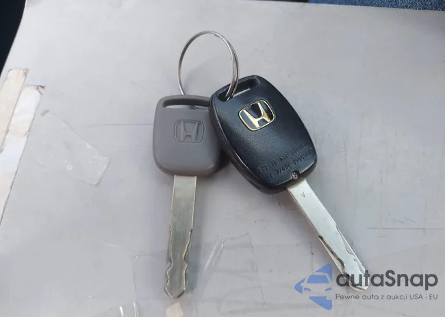 2HGFA55528H704962: 43291497