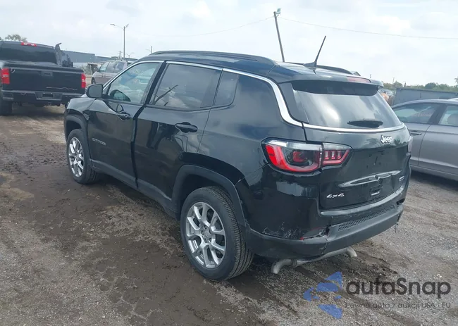 3C4NJDFN9PT531823: 43291600